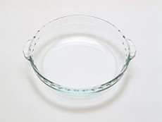 Pyrex - Bake & Enjoy Glass Bakeware Pie Dish with Handles - 1.1 Litre