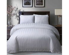 Sleepdown Satin Stripe White Hotel Quality Luxury Duvet Set - Double