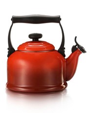 Le Creuset Traditional Whistling Kettle