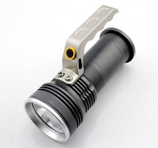 800 Lumens Led Re-Chargeable Torch Search Light