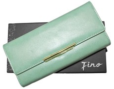 Fino Pu Leather Elegant Purse with Box - Green