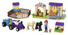 LEGO® Friends Mia's Foal Stable 41361