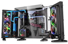 Thermaltake Core P7 TG Full Tower Chassis - Black