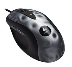 Logitech MX518 Gaming Grade Optical Mouse - 8 Button Mouse - 2000dpi