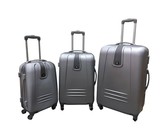 3 Piece Hard Outer Shell Luggage Set - Pink