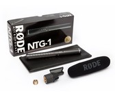 Alto Professional Radius 100 Handheld UHF Wireless Microphone System (Black)